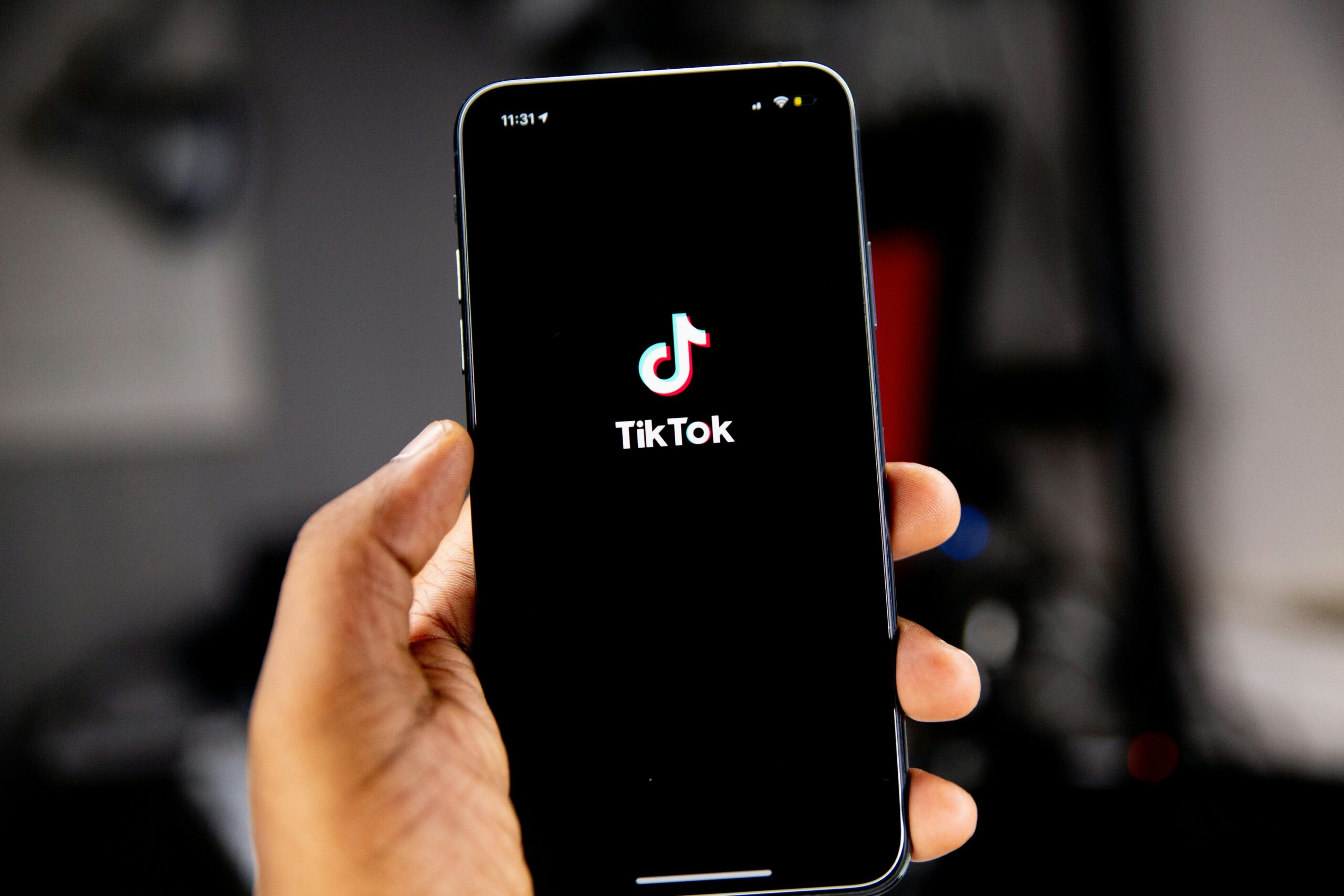 TikTok-Epidemie – Gesundheitsrisiken verstehen und vorbeugen